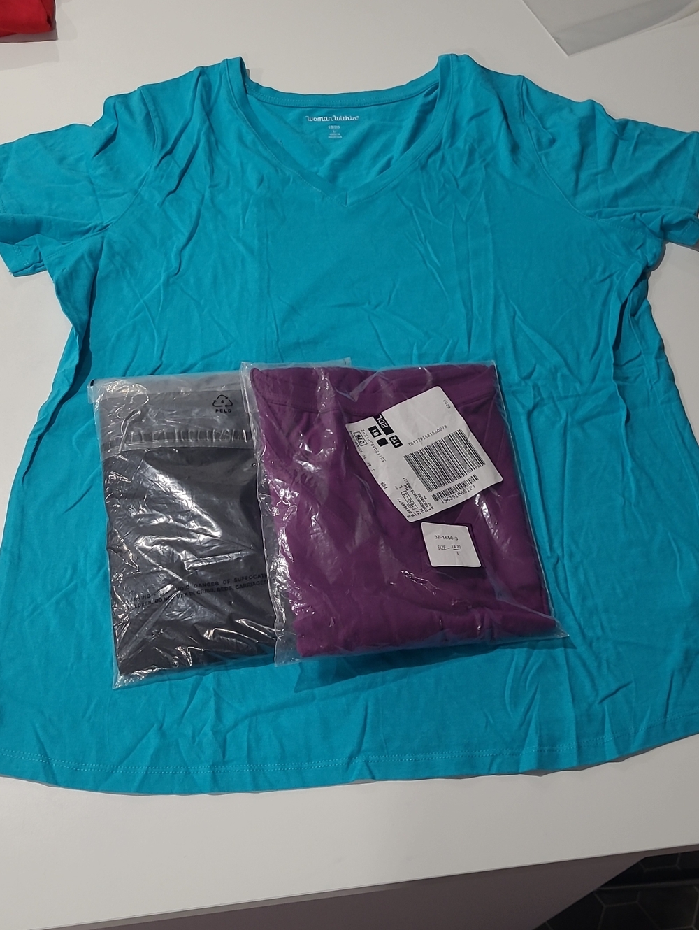 Woman Within Short-Sleeve LOT OF 3 V-Neck Tee in Turquoise, BLACK AND PURPLR